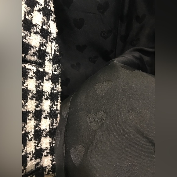 Authentic Christian Dior coat (Mid-length) with for trim. - Picture 6 of 16